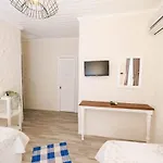 Herakles Bed & Breakfast Çeşme