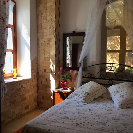 Oda ve Kahvaltı Herakles Butik