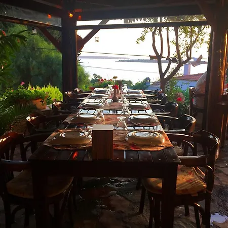 Bed and Breakfast Herakles Çeşme