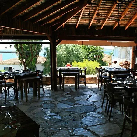 Bed & Breakfast Herakles *