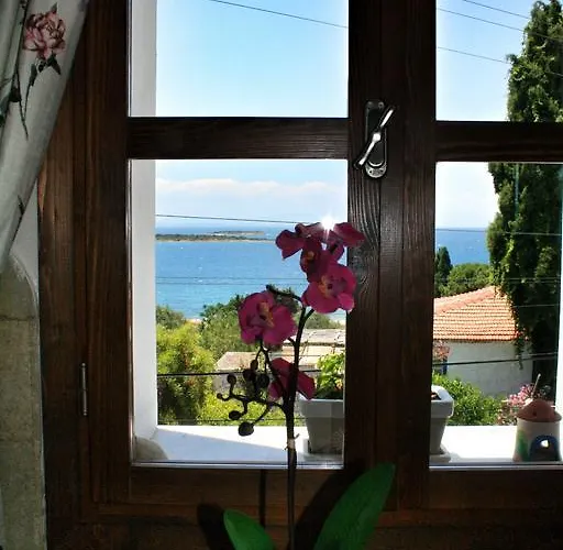 Herakles Bed & Breakfast Çeşme